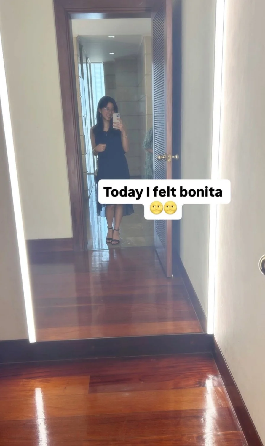 Que les parece la puta infiel de Mia image 13