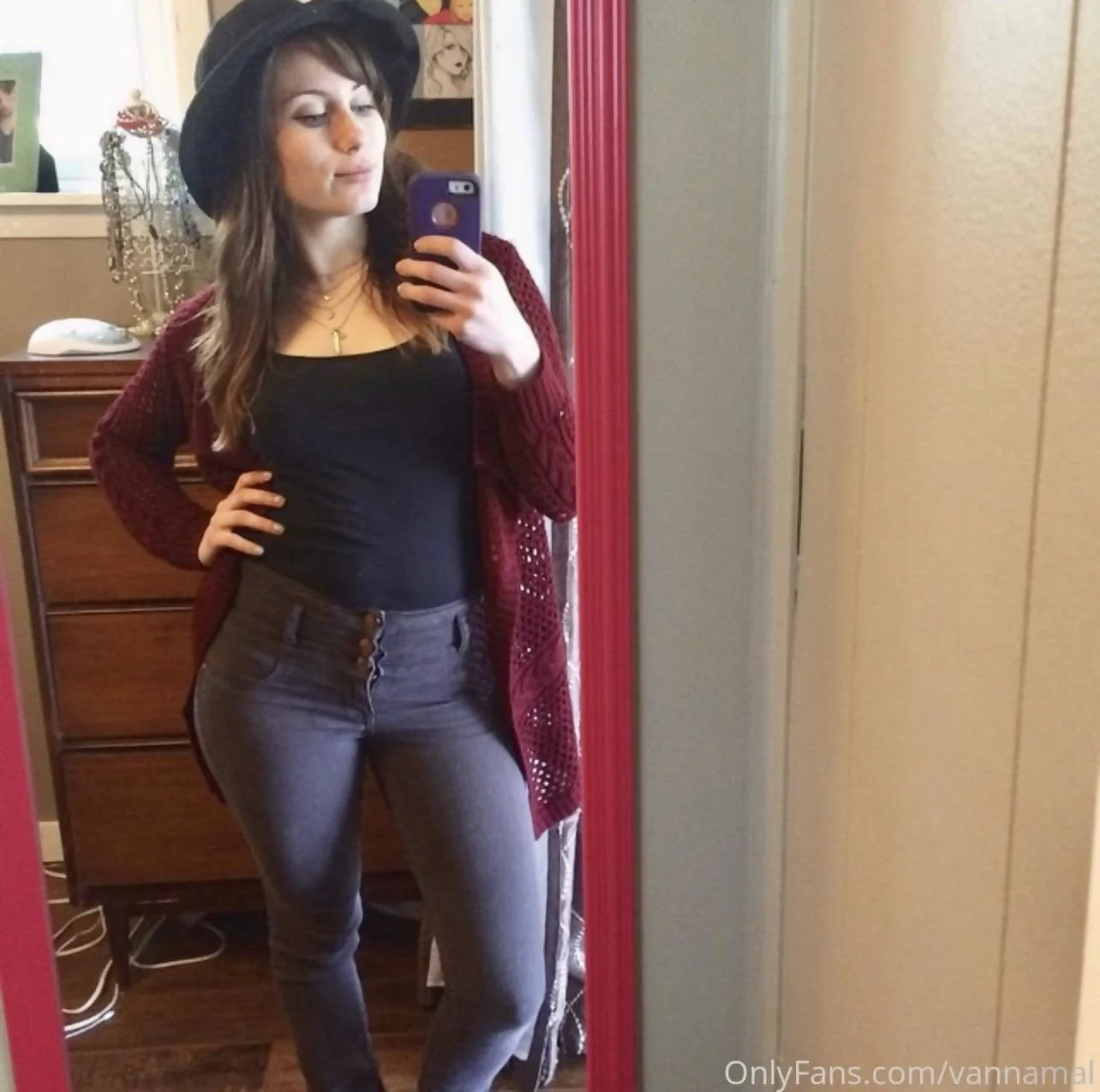 Pretty cumslut image 3