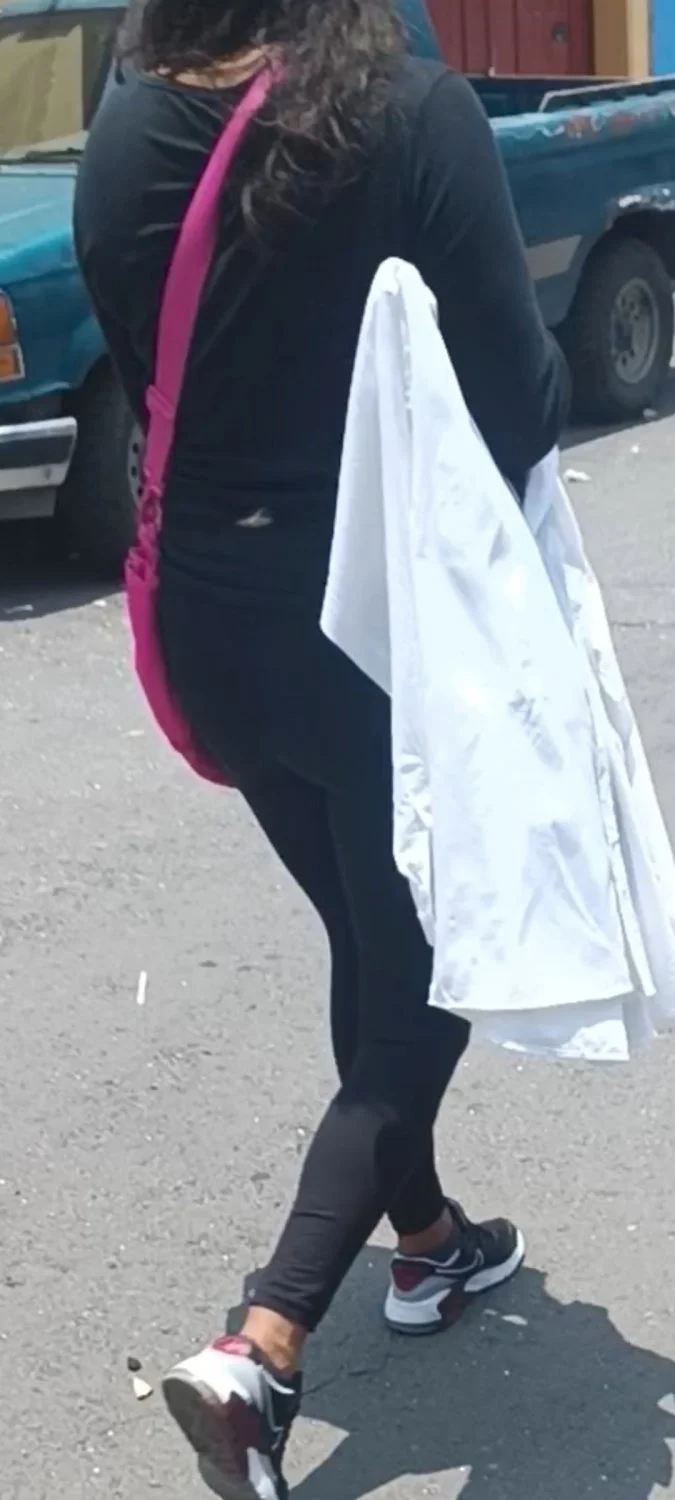 Vecina Nalgona,Compartanla🥵🍑. image 4