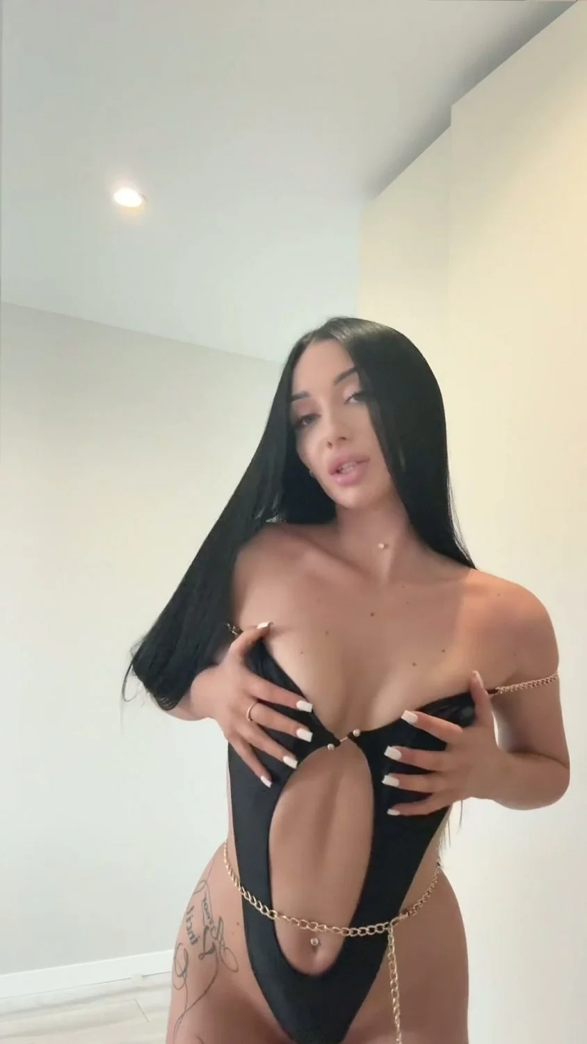 🔞 nasty slut curvy body pussy eating nude tight pussy 😈🍑 OF image 5