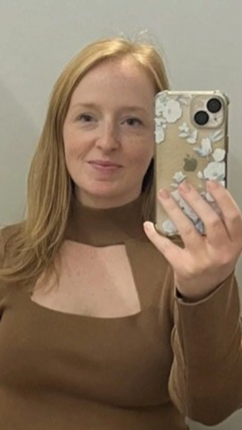 Southern ginger whore showing off her mommy Bod. That fire muff tho🔥🔥🔥 image 2