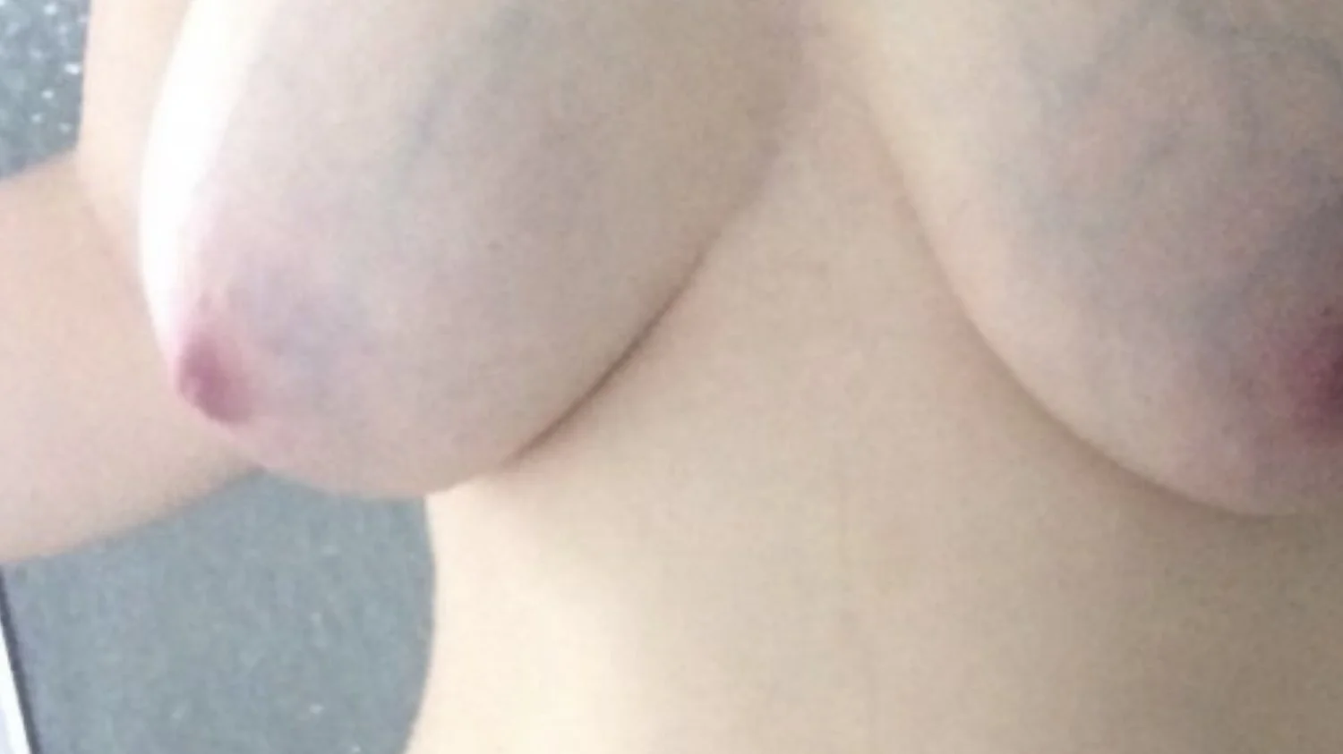 Southern ginger whore showing off her mommy Bod. That fire muff tho🔥🔥🔥 image 8