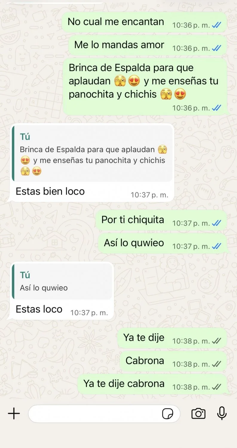 Ahí les dejo una foto y un video que le pedí a mi novia nalgona 😍😍🔥🫣 image 4