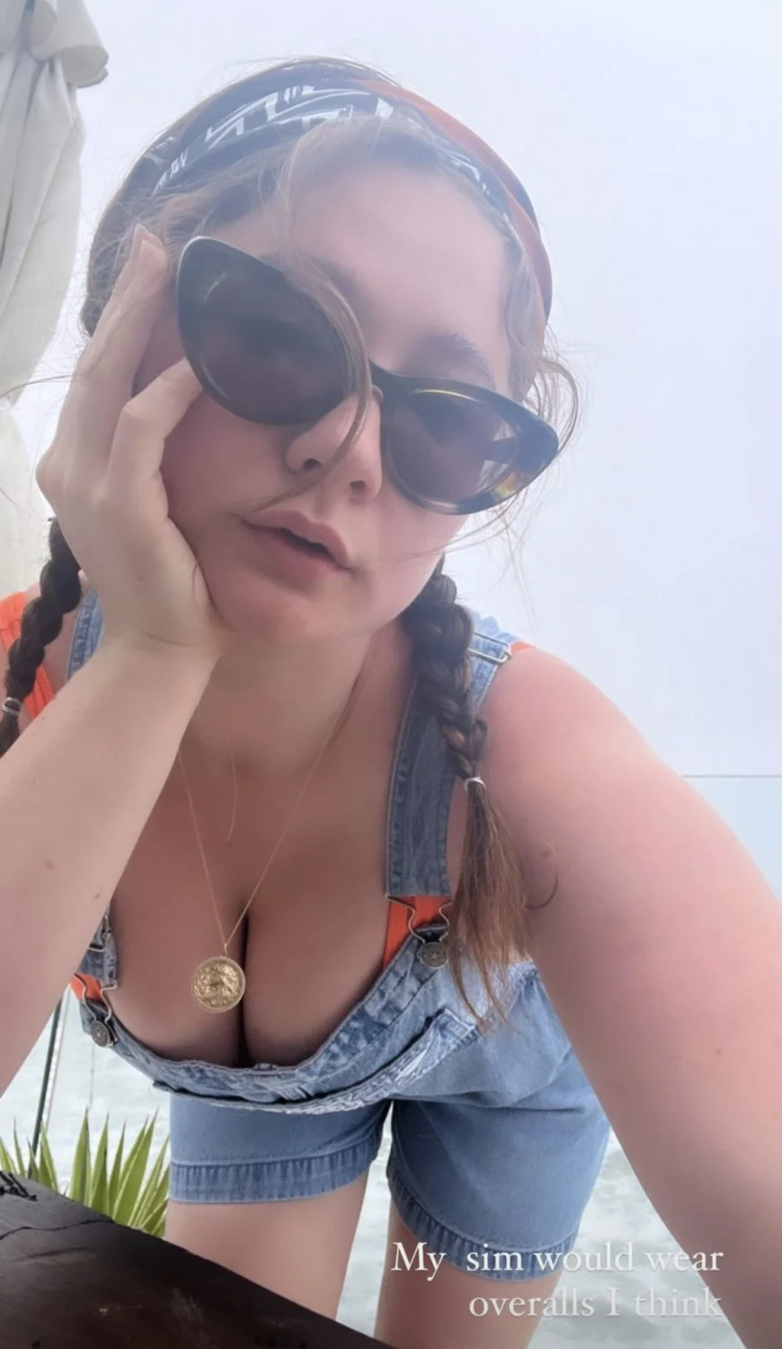 Emma Kenney image 16