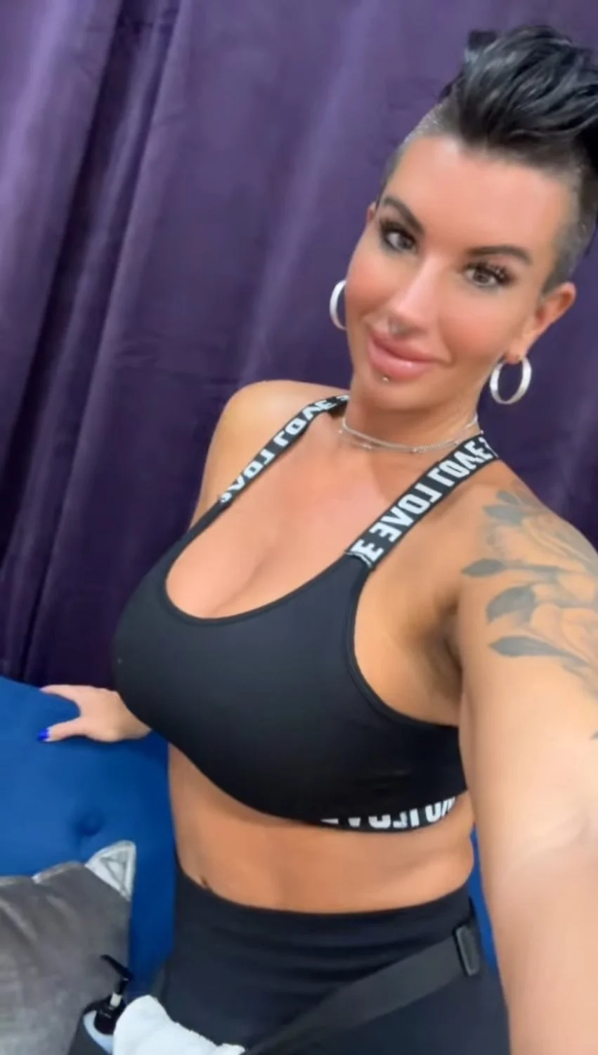 Mohawk milf image 12
