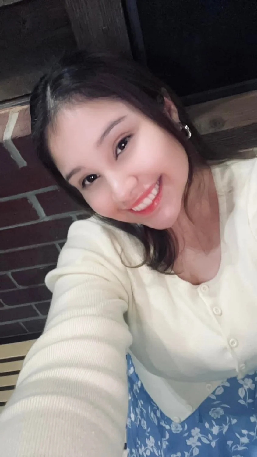 Cucks Innocent Girlfriend Exposed image 2