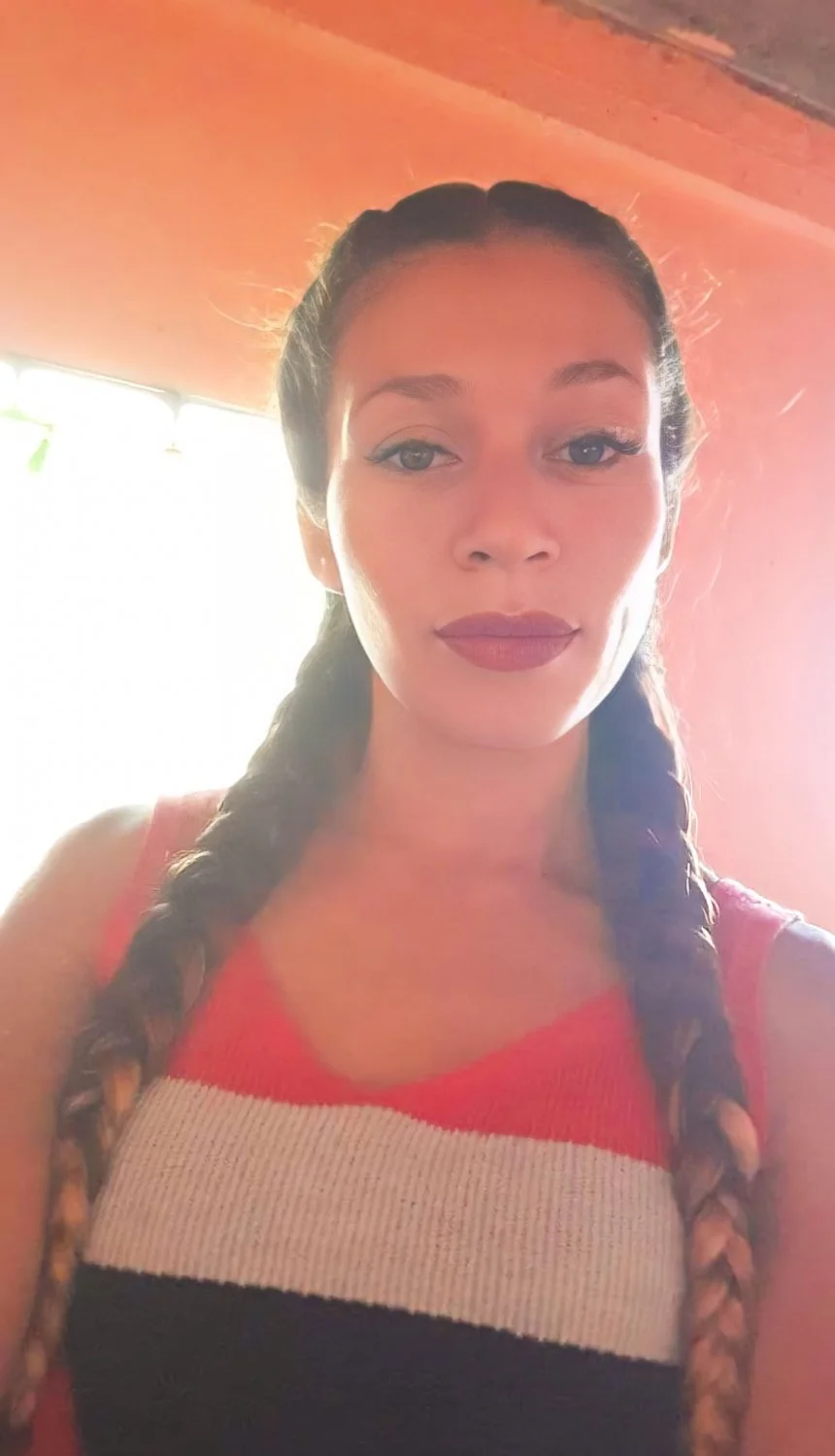 Daniela Albornoz 23 años Argentina 🇦🇷 me chupa la pija en un pute main image
