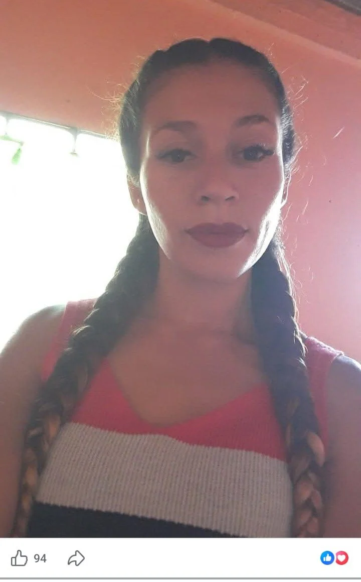 Daniela Albornoz 23 años Argentina 🇦🇷 me chupa la pija en un pute image 2