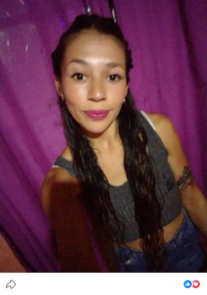 Daniela Albornoz 23 años Argentina 🇦🇷 me chupa la pija en un pute image 3