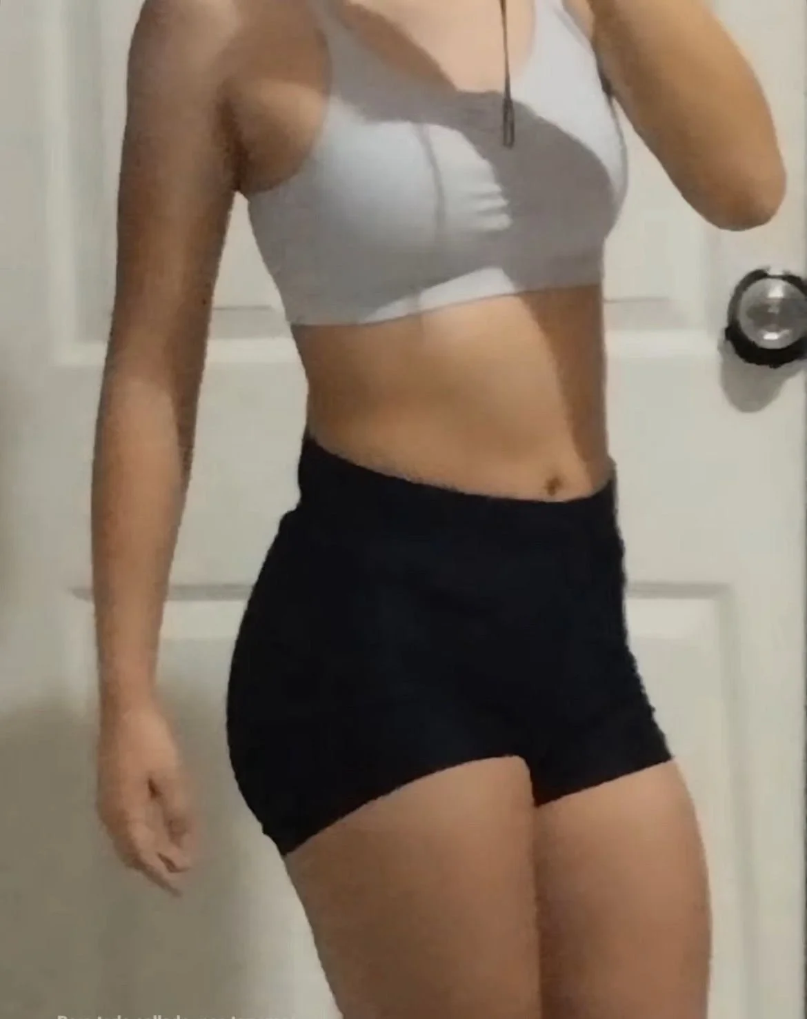 Mía Kamila, una sexy puta image 13