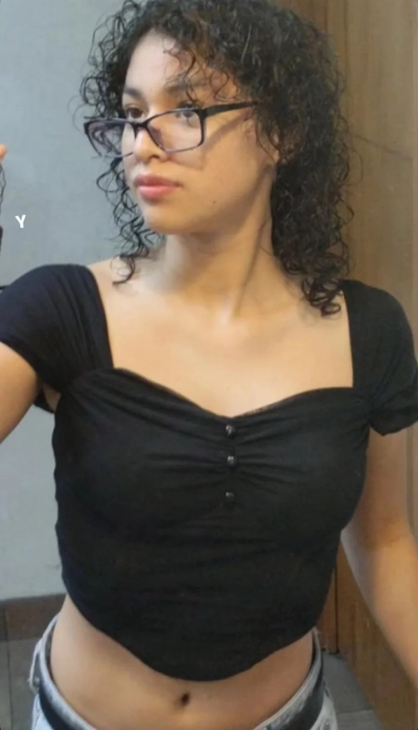 Mía Kamila, una sexy puta image 14