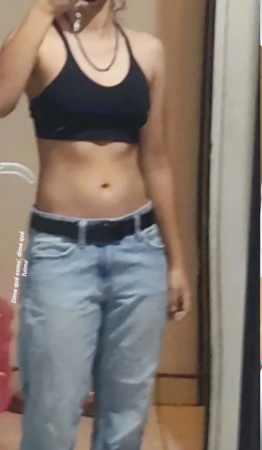 Mía Kamila, una sexy puta image 16