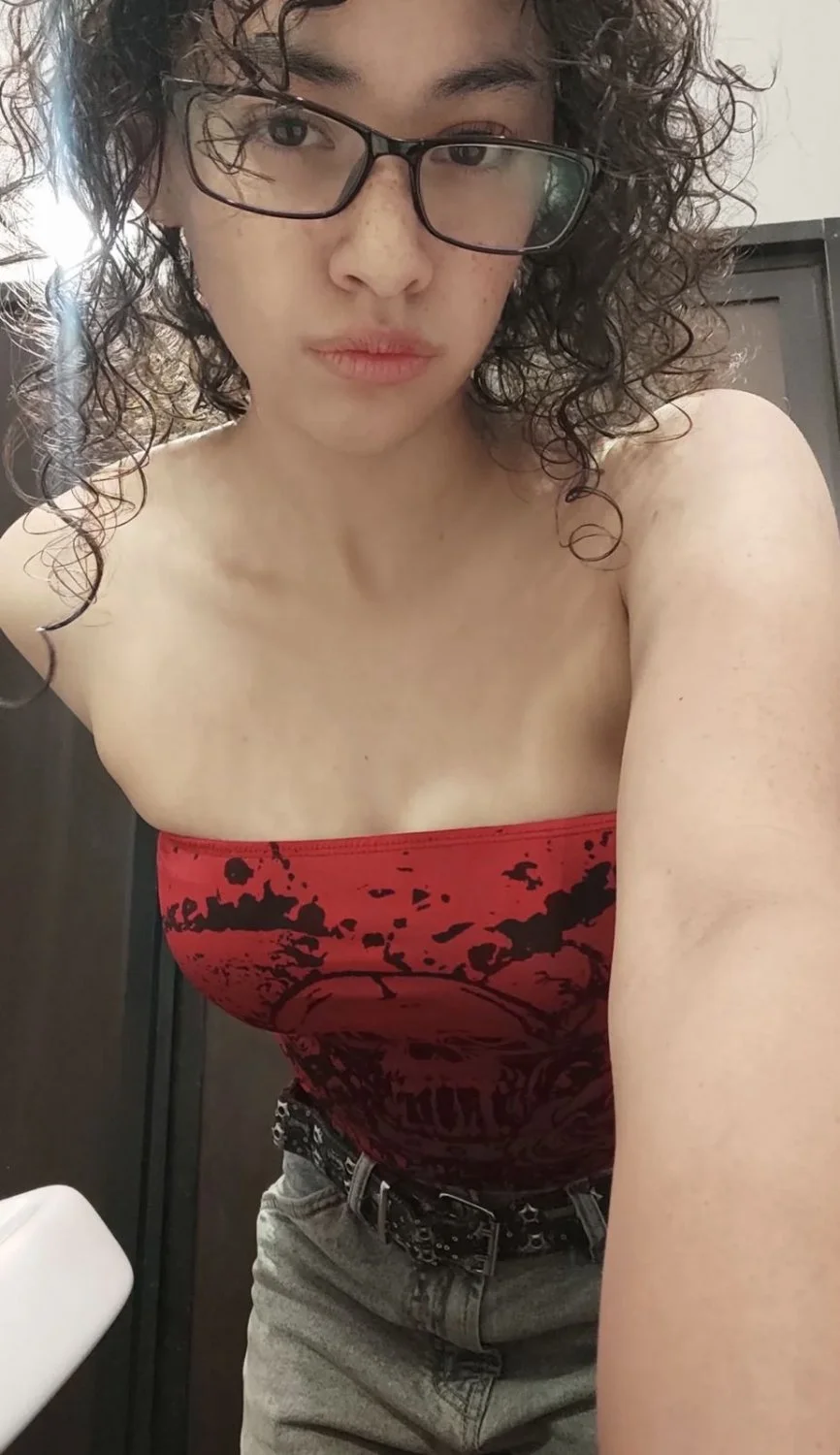 Mía Kamila, una sexy puta image 24