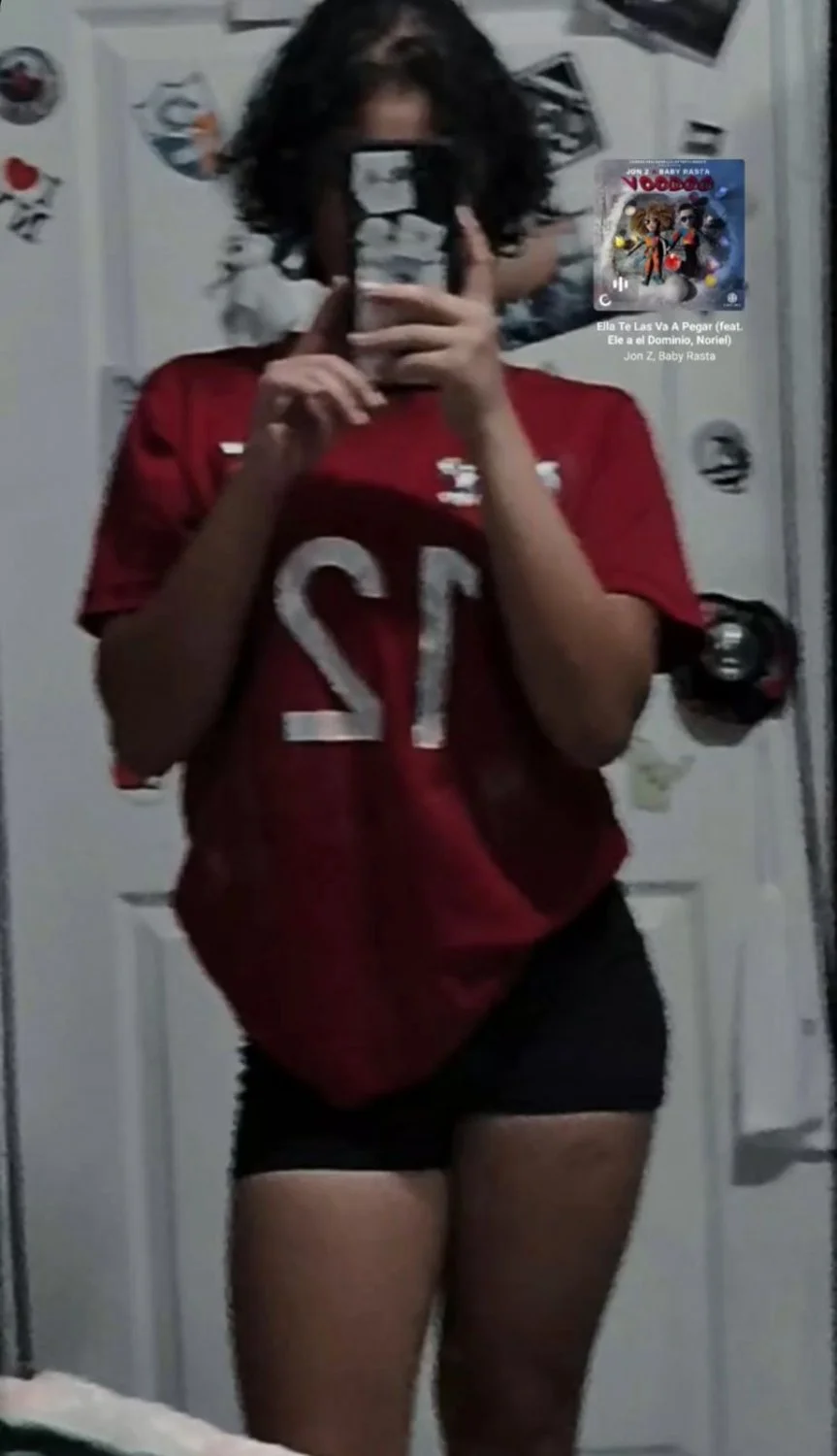Mía Kamila, una sexy puta image 30