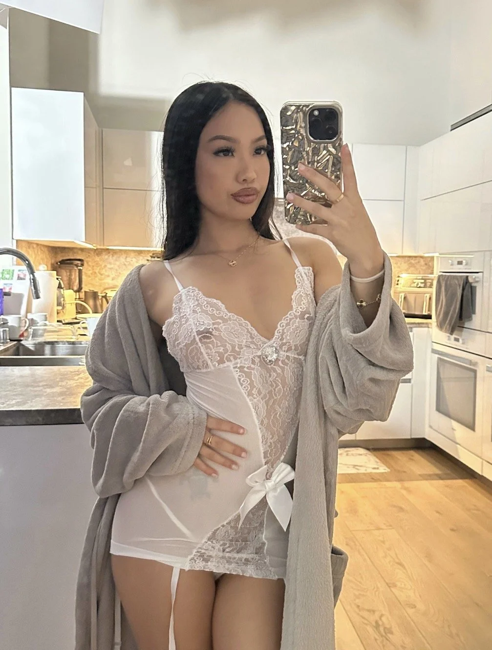 Sexy ABG image 6