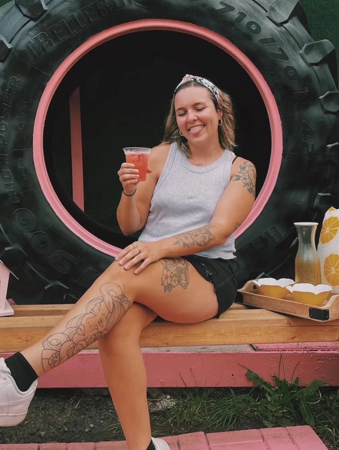 Another buddy’s girlfriend got no idea she’s a cumrag webslut that gets jerked off to main image