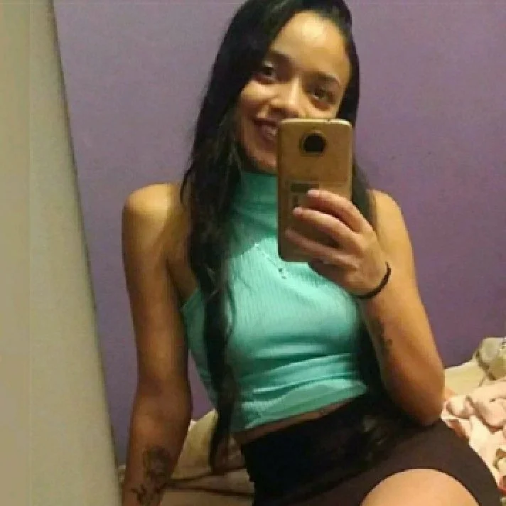 Preta rabuda deliciosa e branca novinha main image