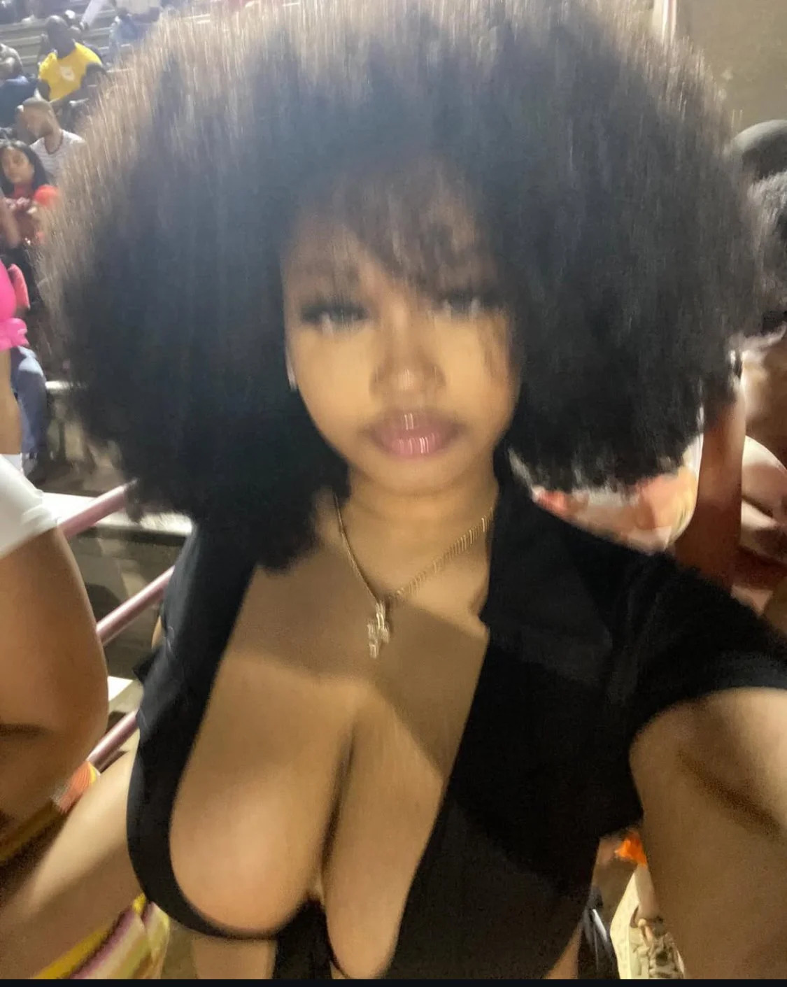 We need her leaks ASAP (name in comments) image 2