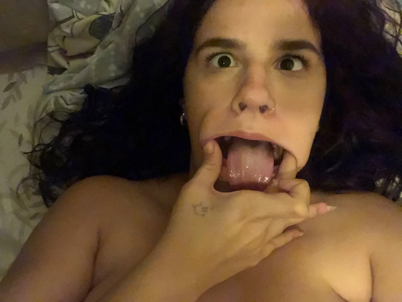 She has something to say, humiliate her in the comments image 10