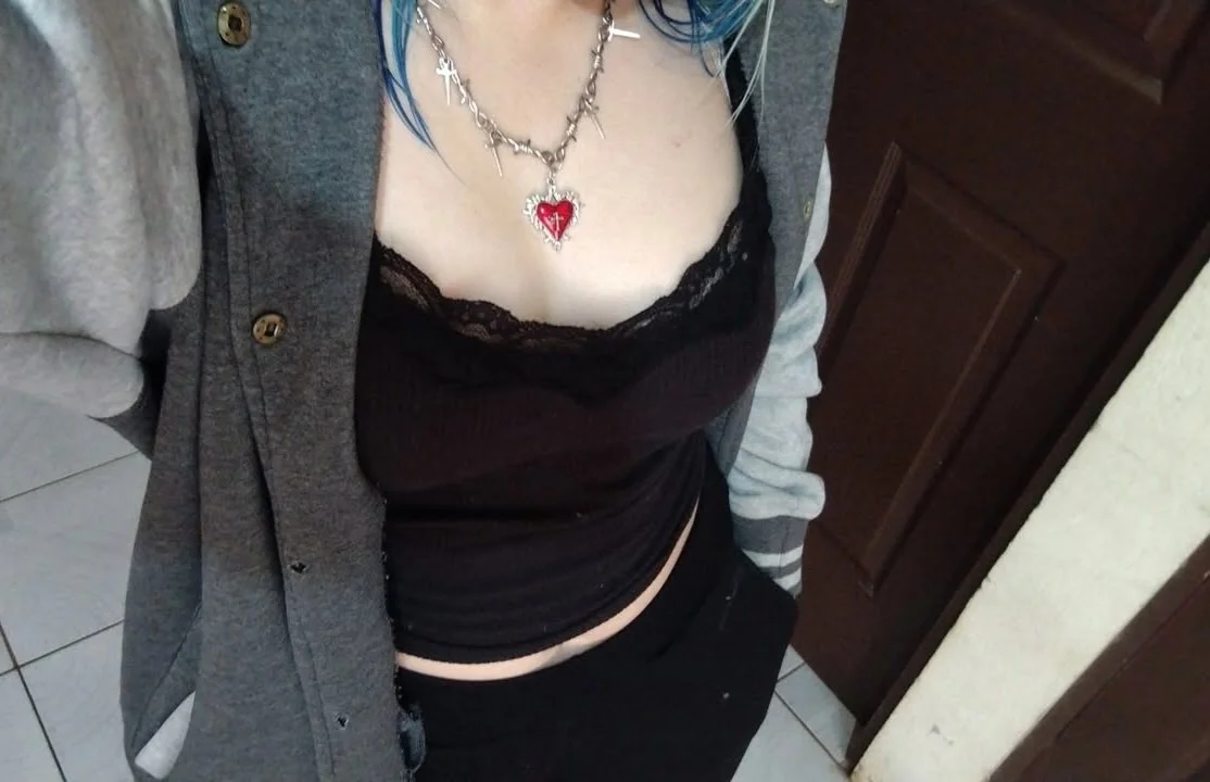 Suicide Girl image 1
