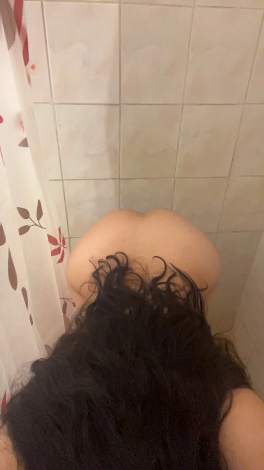 La carita de puta que tiene image 2