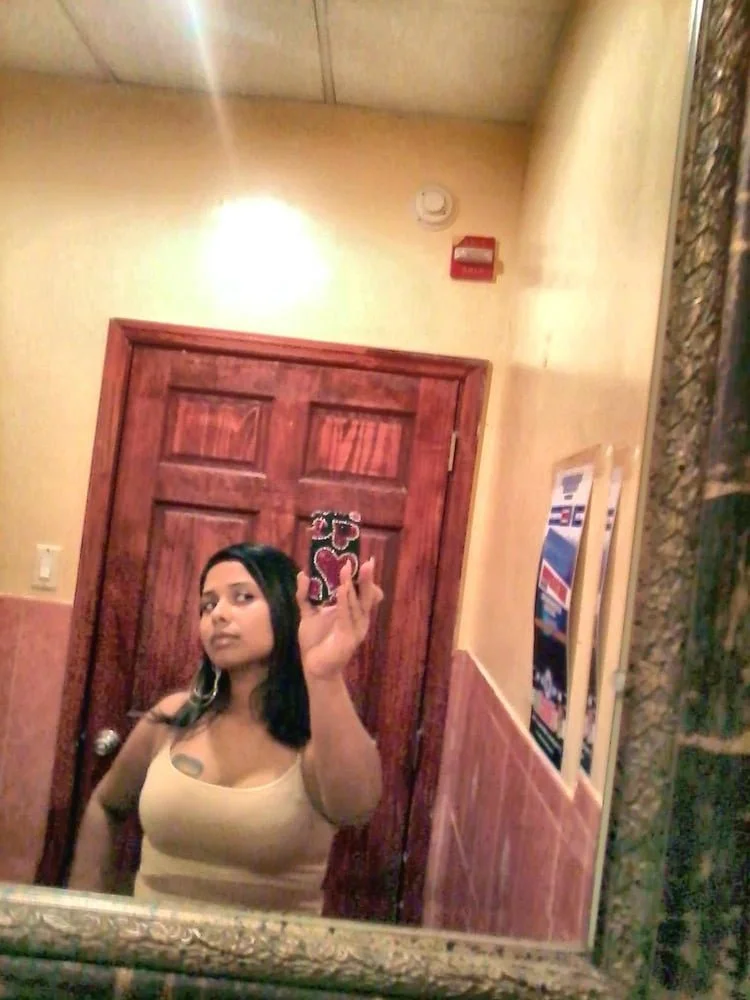 Hazel Yashira Castro image 3