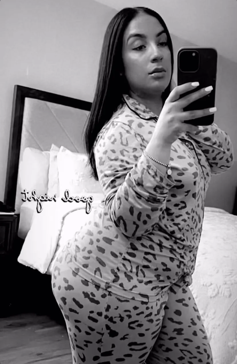 Thick Latina cousin face reveal image 5