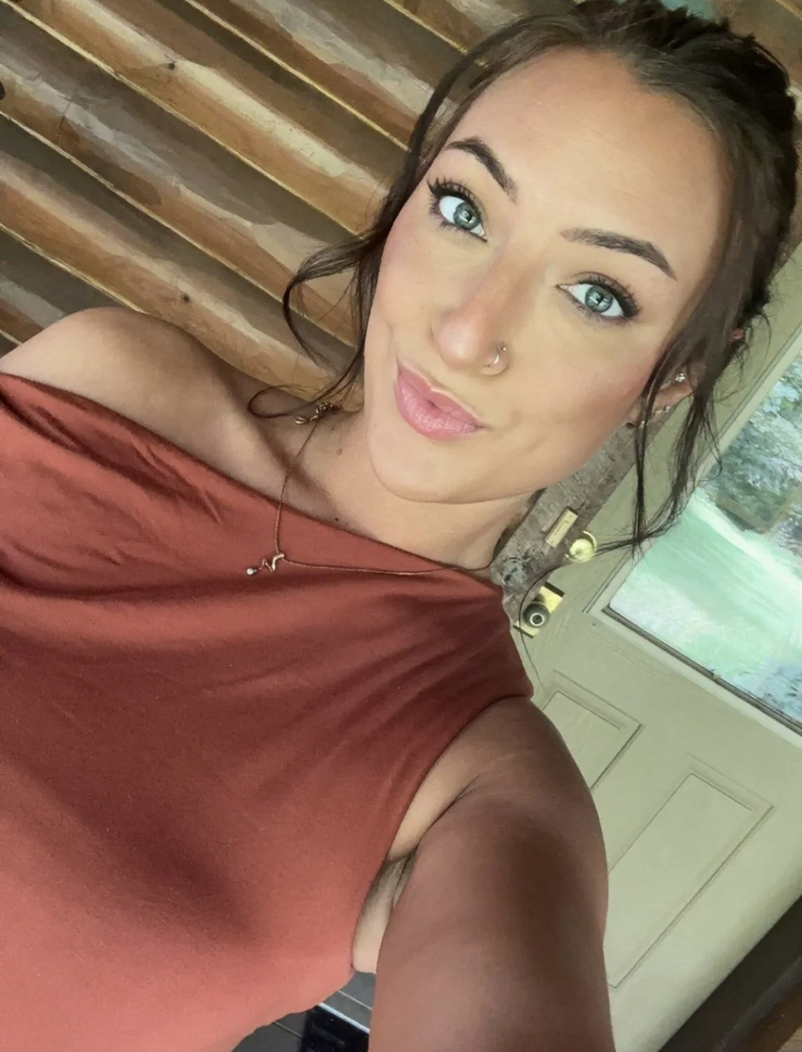 Good girl to goon to image 6