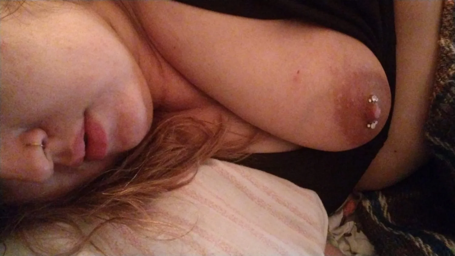 Gorda cavalona tava doida pra me dá a bucetona e o cu image 4