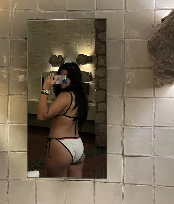 puta nalgona 1 image 3