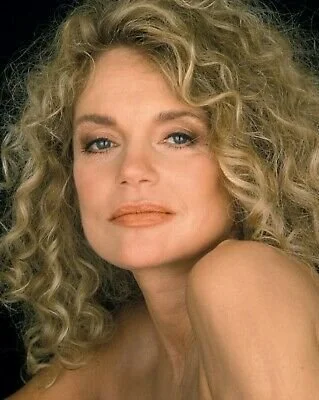 Beautiful Dyan Cannon image 36