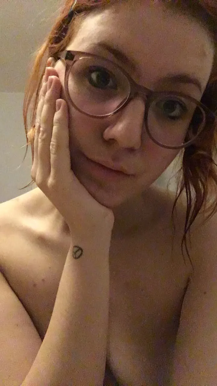 Little Czech anal whore exposing herself again 1 image 6