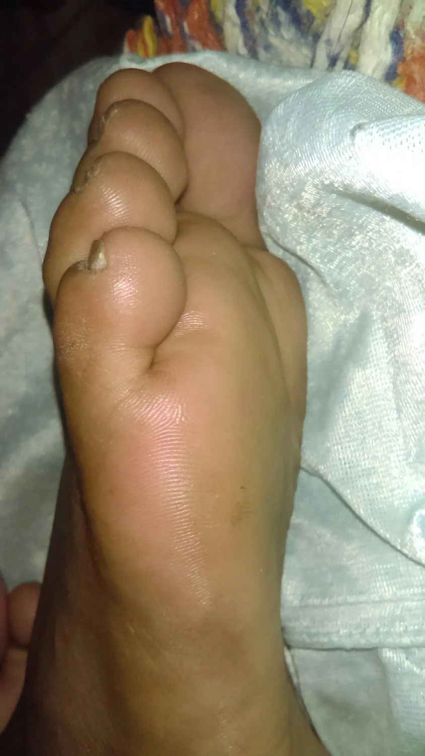 Footjob image 33