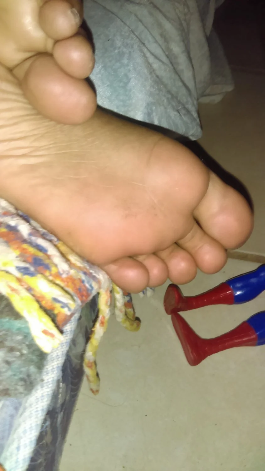 Footjob image 7