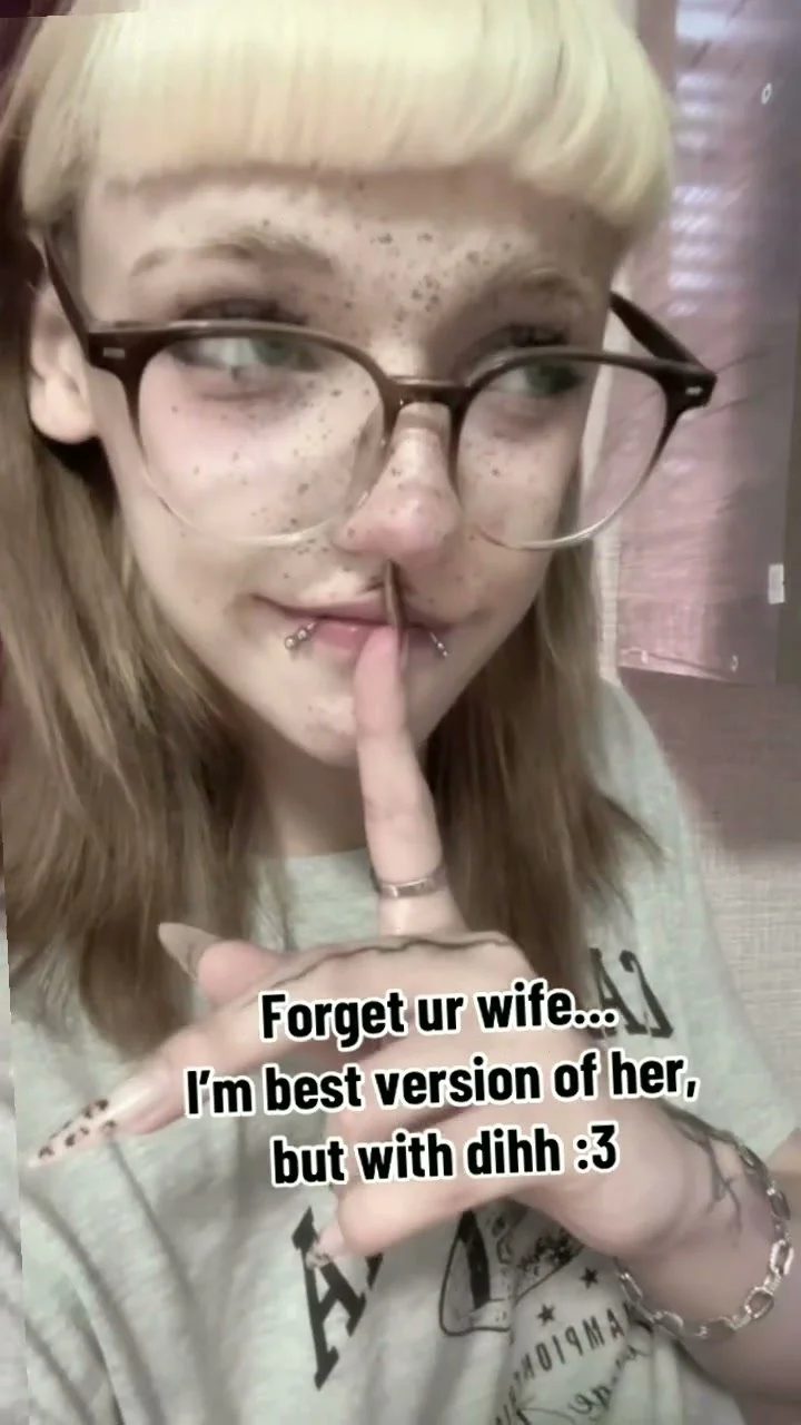 🔞 petite body busty slut squirting shaved pussy nude 🍑💦 OF image 5