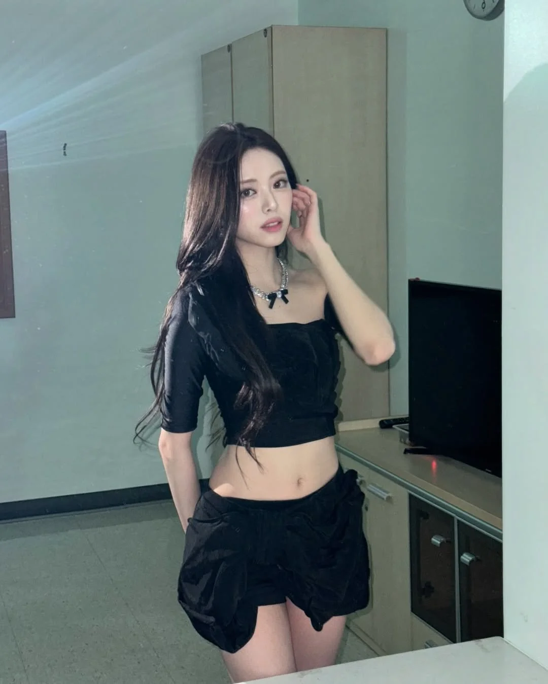 Kpop Idol Itzy Yuna ai image 2