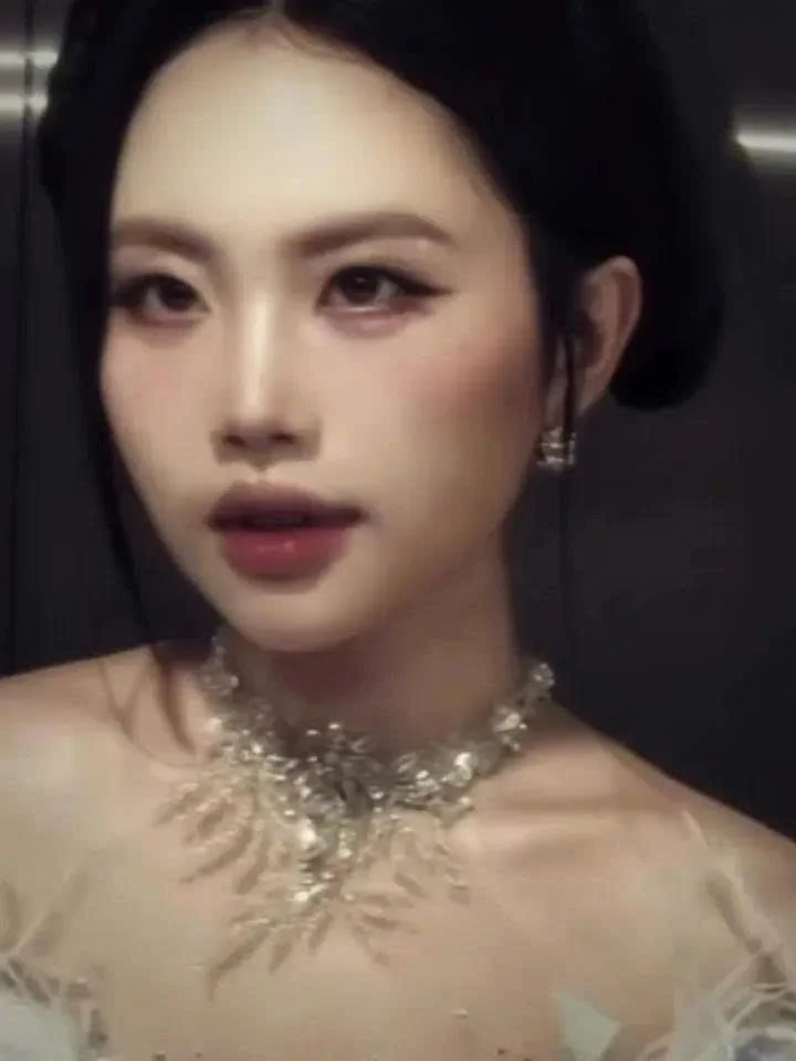 Em Xinh Phương Mỹ Chi phần 2 image 5