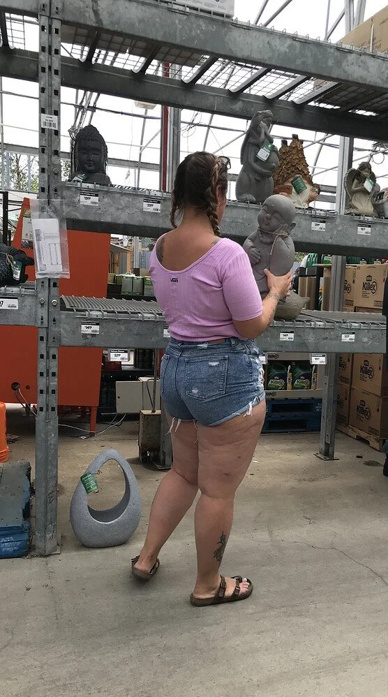 pawg milf image 10