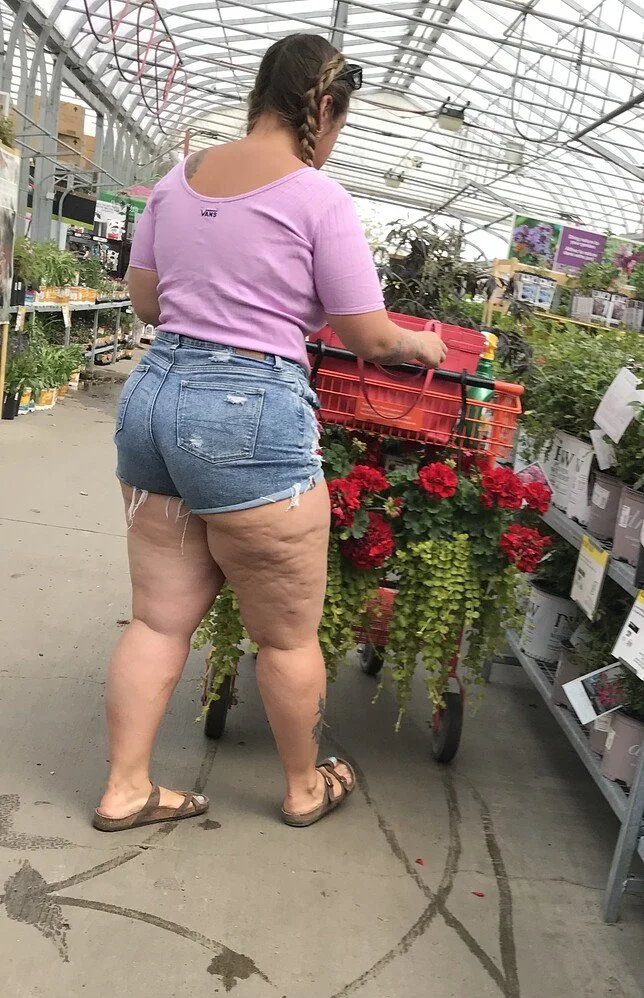 pawg milf image 15