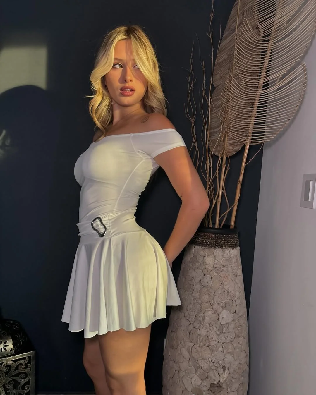 Lola Poggio 18 años image 20