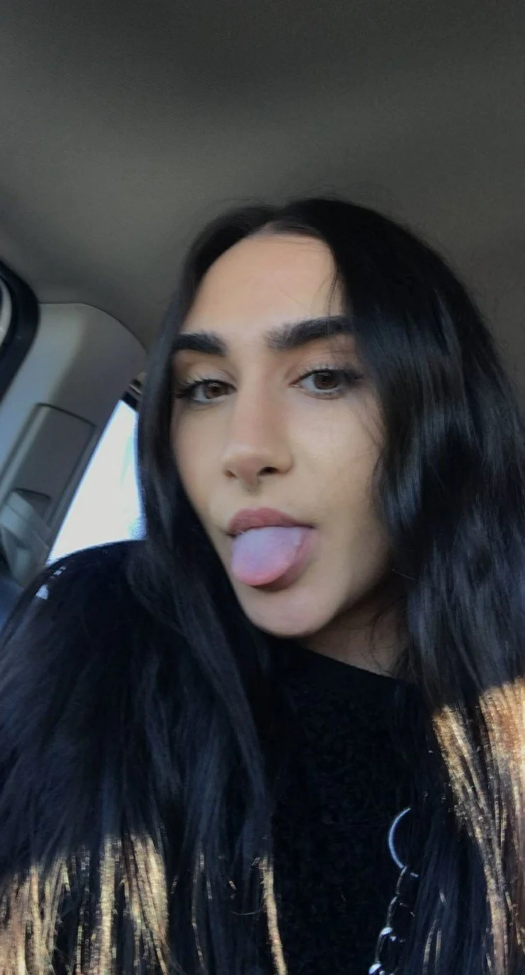 Webslut Olivia A image 26