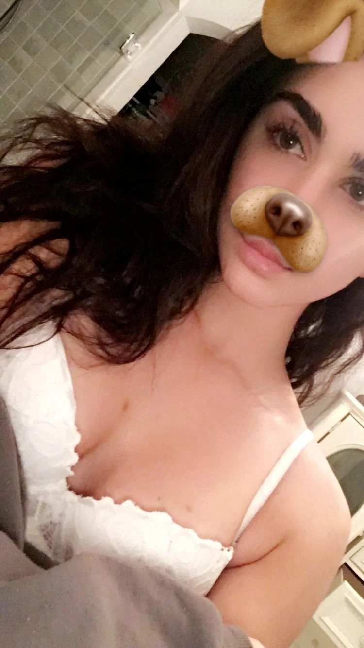 Webslut Olivia A image 32