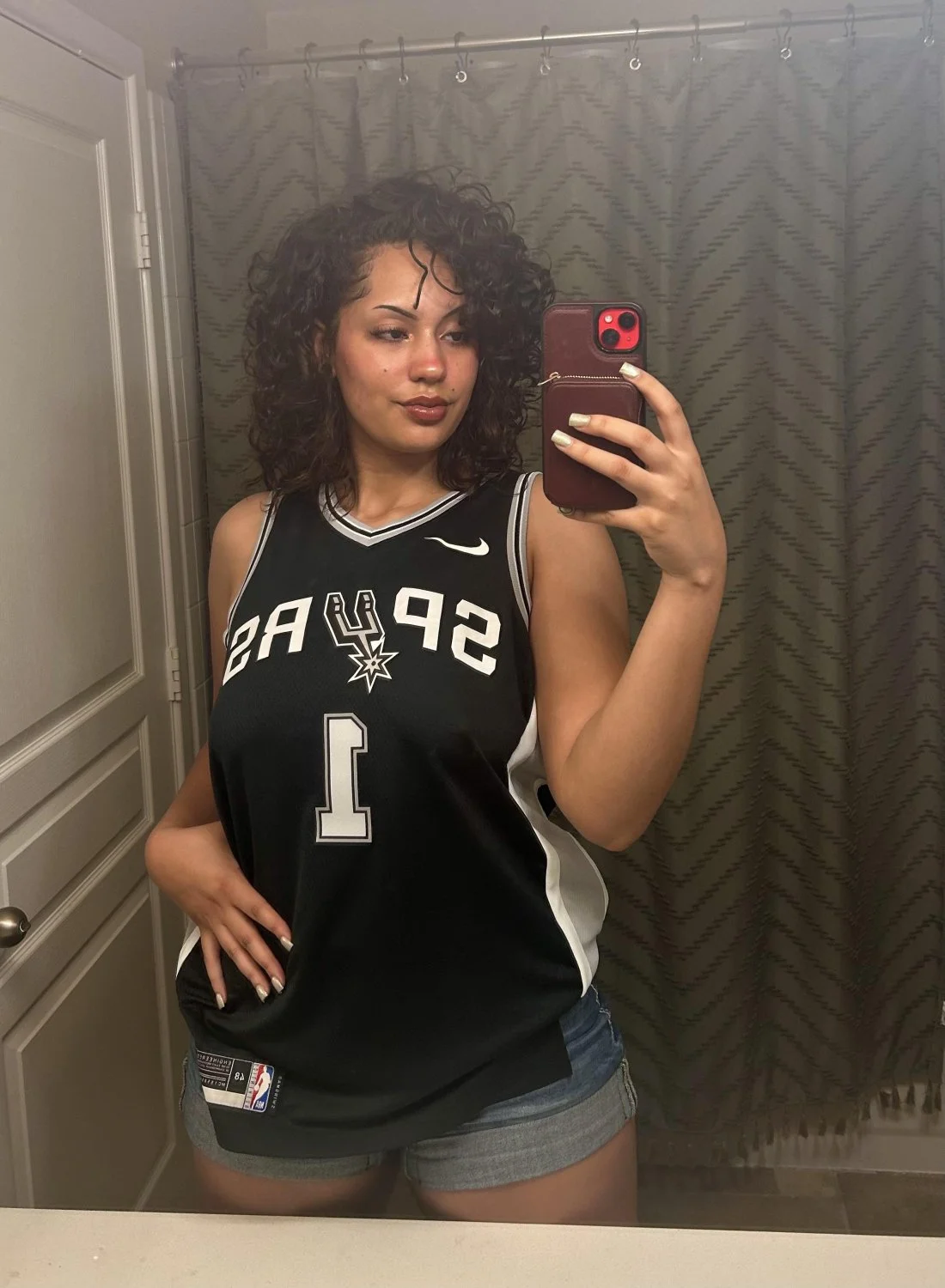 Redbone baddie main image
