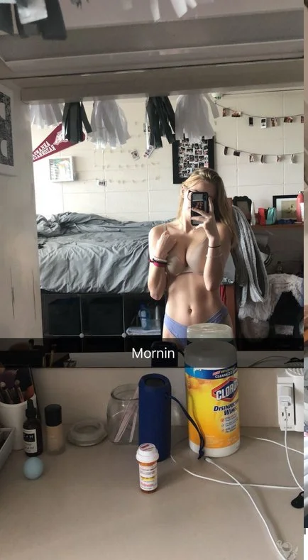 She likes to send her gym progress to me behind her bfs back image 6