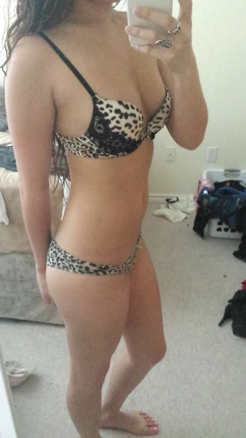 Hot Young Asian Teen Step Daughters Cell Phone Leaks image 2