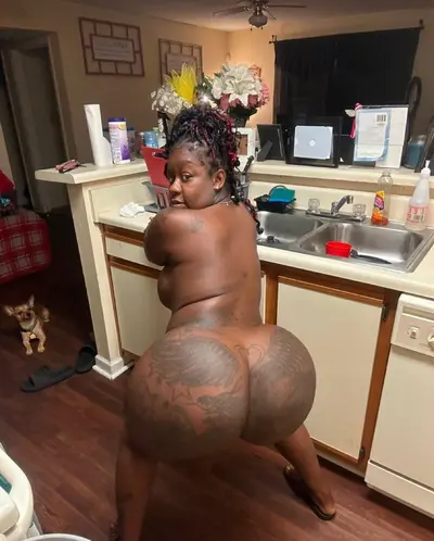 Tatted up hood ebony cover image