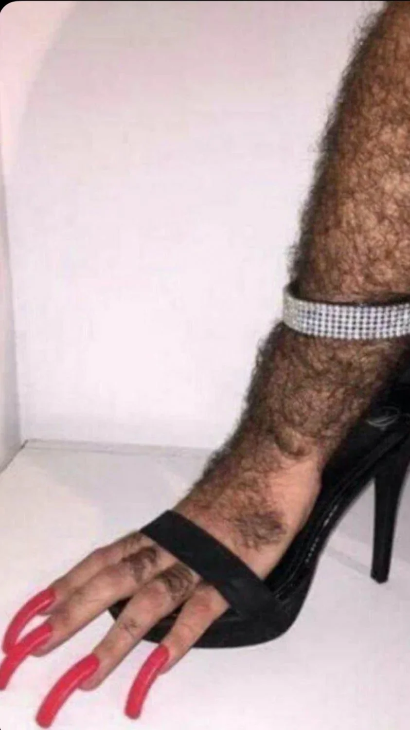How You Bitch’s Feet Be Looking 👀 image 1