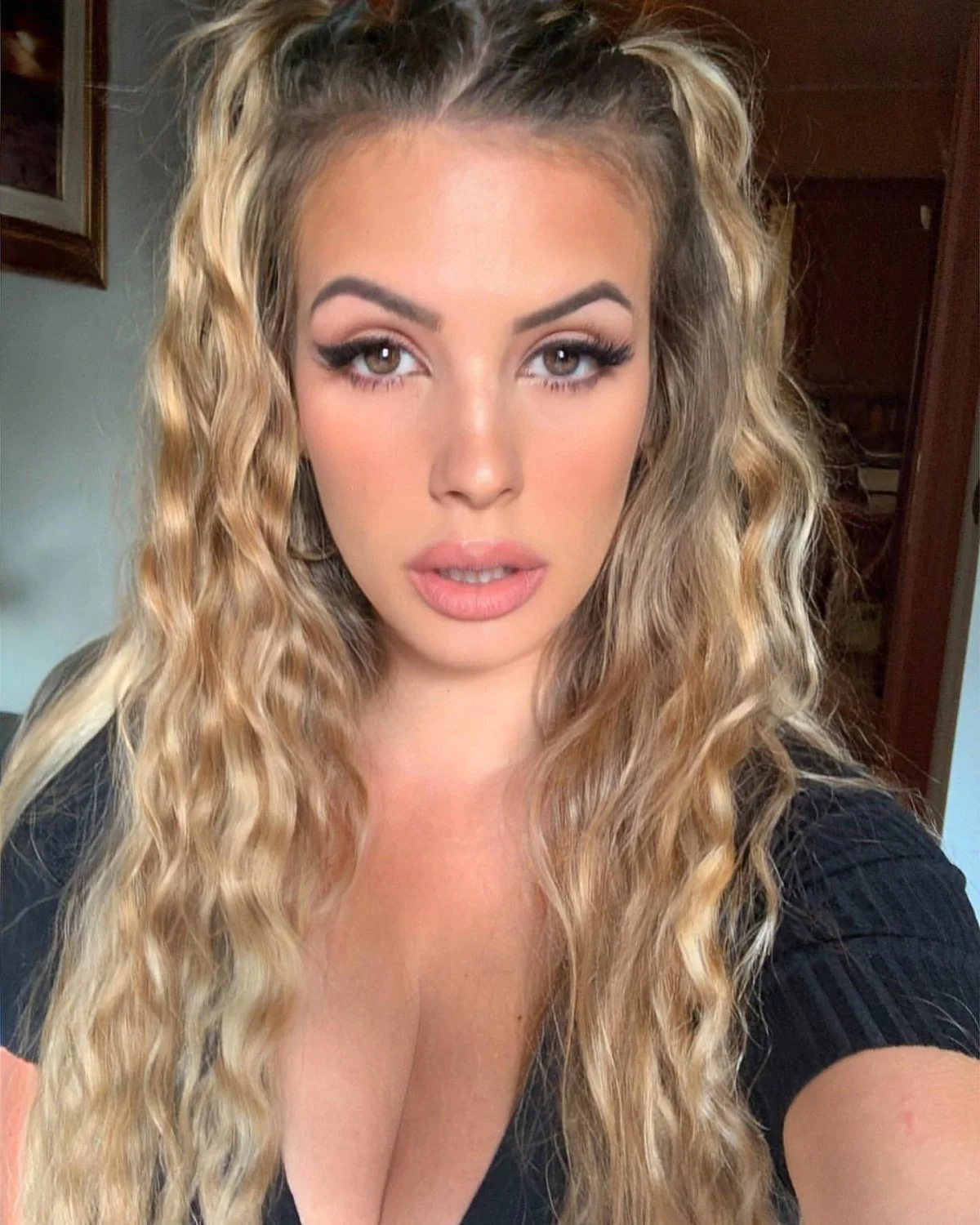 Italian Lali and her huge udders 1 image 34