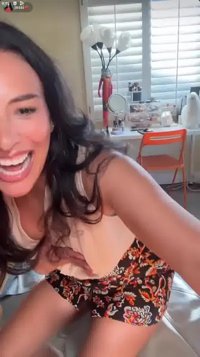 tiktok live j3551 cover image