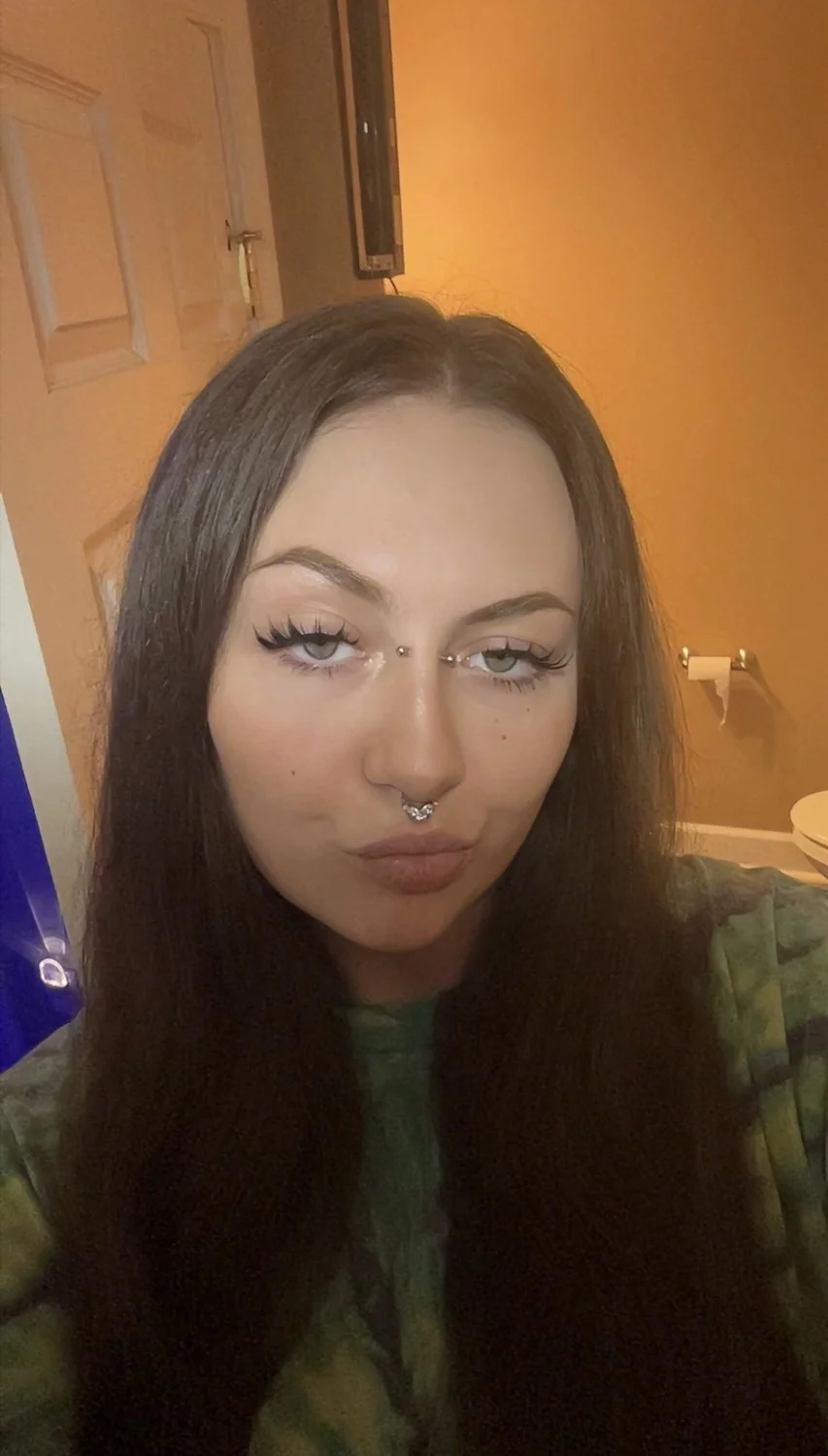 Thick white girl gets leaked by ex boyfriend main image